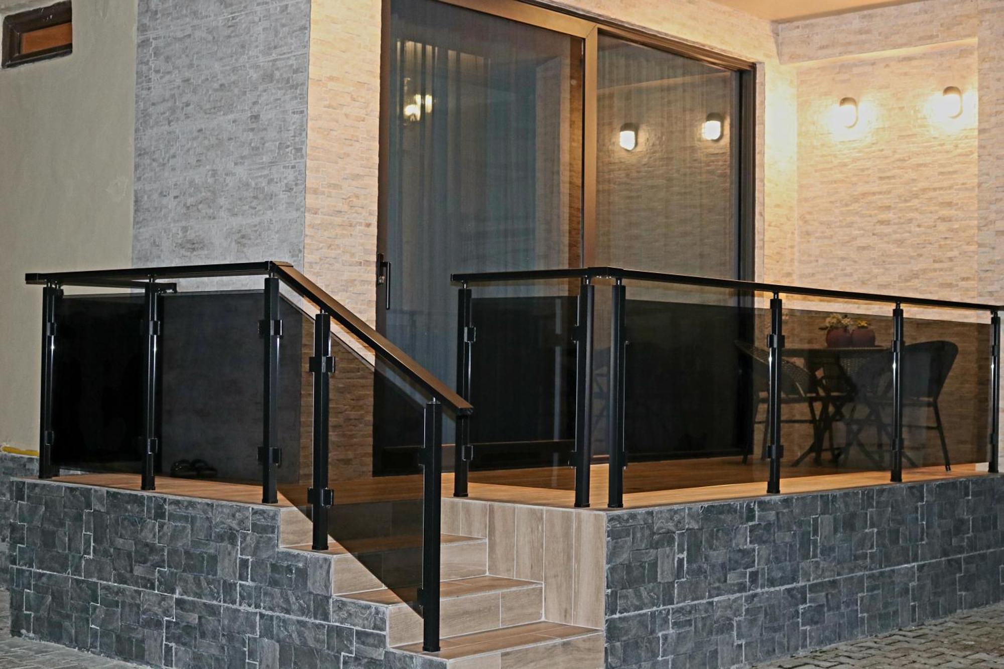 Apartment Near The Sea 1 科布列季 外观 照片