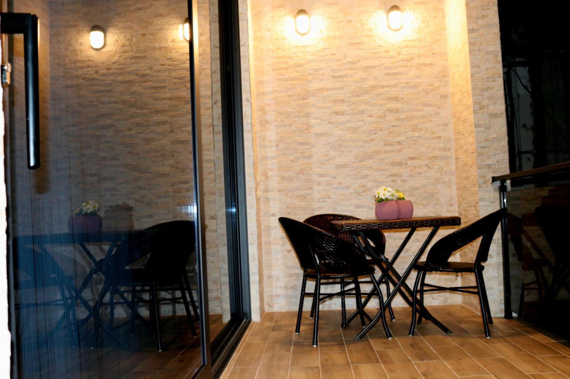 Apartment Near The Sea 1 科布列季 外观 照片