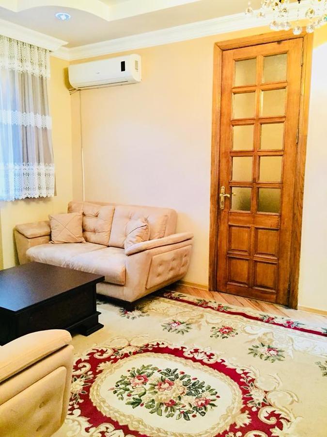 Apartment Near The Sea 1 科布列季 外观 照片